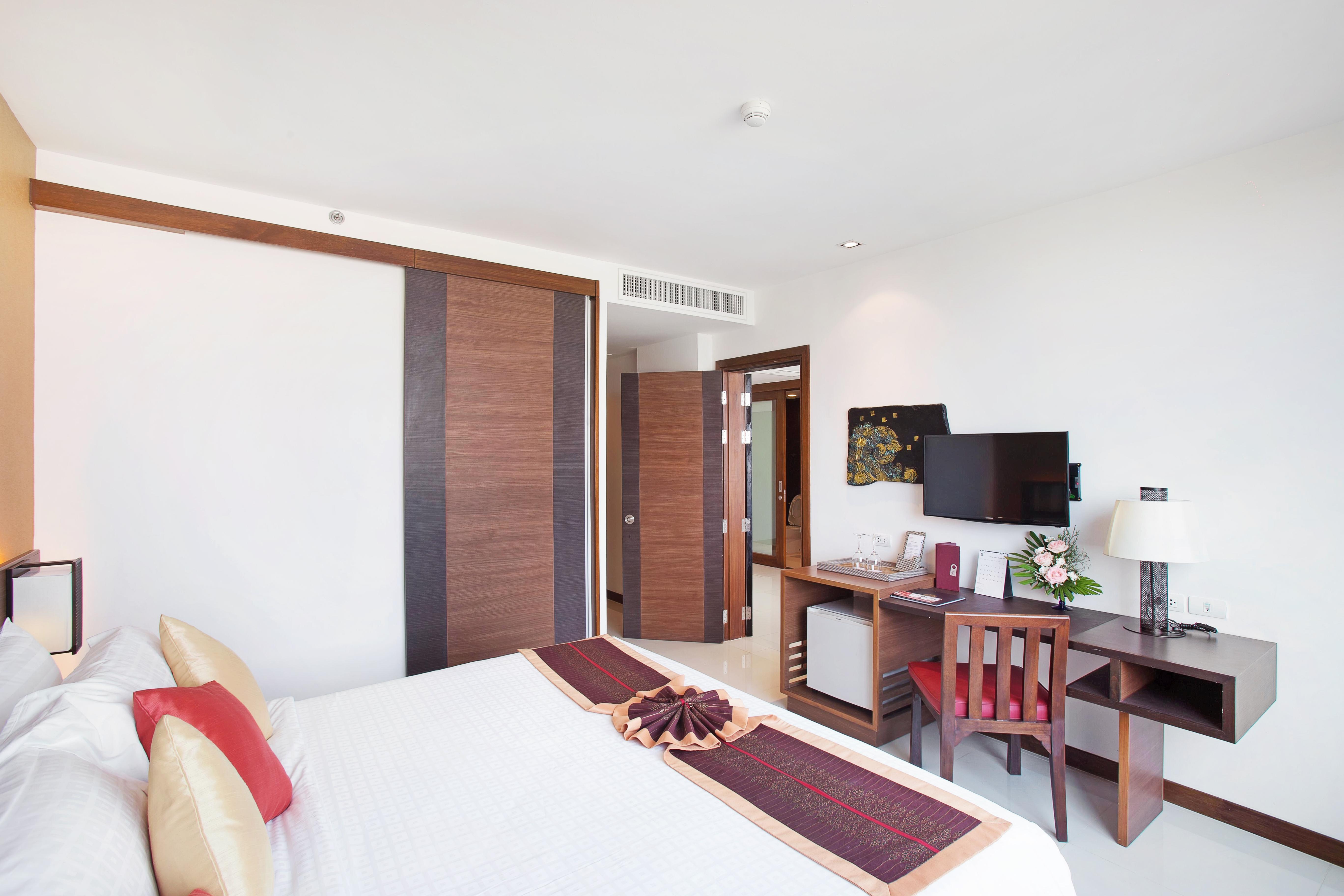 Mida Grande Hotel Dhavaravati Nakhon Pathom - Sha Plus Экстерьер фото