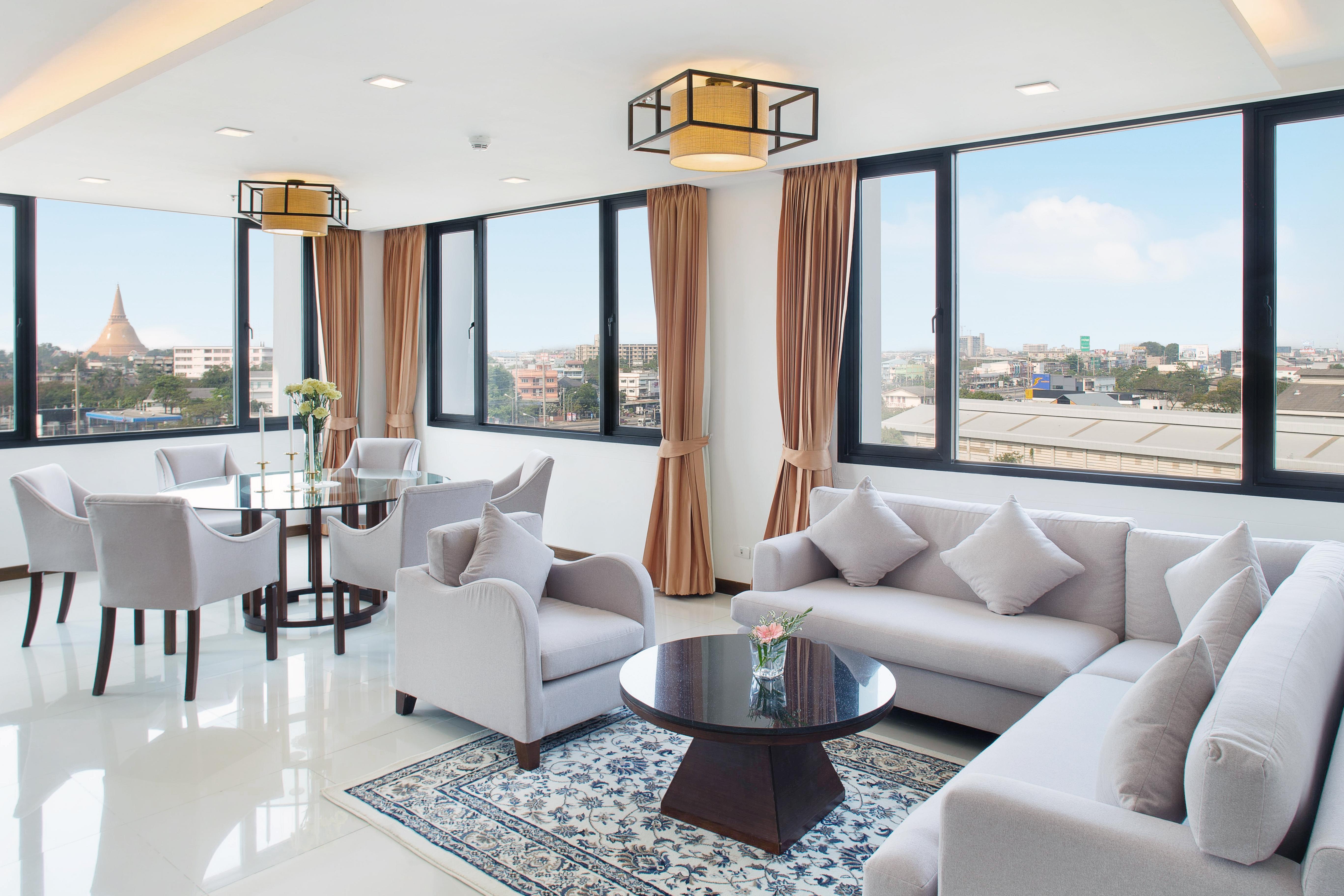 Mida Grande Hotel Dhavaravati Nakhon Pathom - Sha Plus Экстерьер фото